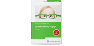 Fotografie von dem Buch „Lexikon Kindheitspädagogik“ 